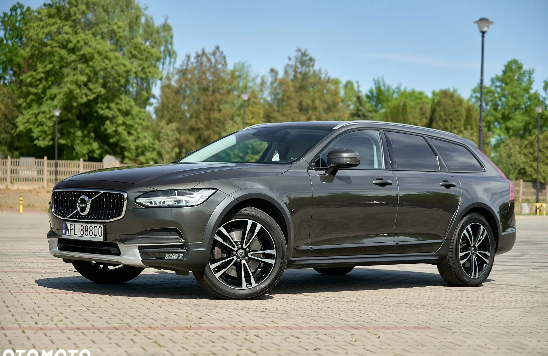 volvo Volvo V90 Cross Country cena 118900 przebieg: 155000, rok produkcji 2017 z Płock